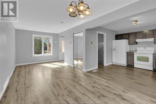 3692 Holburn Street, Windsor, ON - Indoor Photo Showing Kitchen