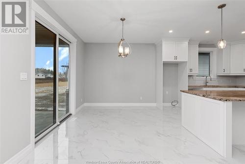 59 Belleview, Kingsville, ON - Indoor Photo Showing Kitchen