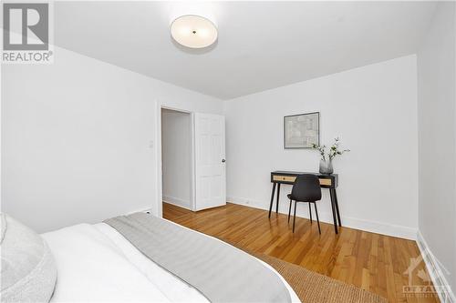 232 Holland Avenue, Ottawa, ON - Indoor Photo Showing Bedroom