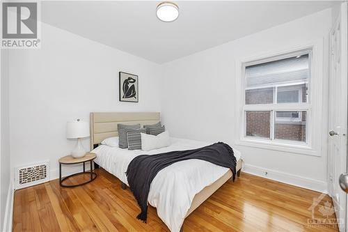 232 Holland Avenue, Ottawa, ON - Indoor Photo Showing Bedroom