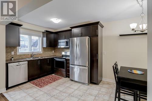 6 - 10 Pumpkin Pass, Hamilton, ON - Indoor Photo Showing Kitchen With Stainless Steel Kitchen With Double Sink