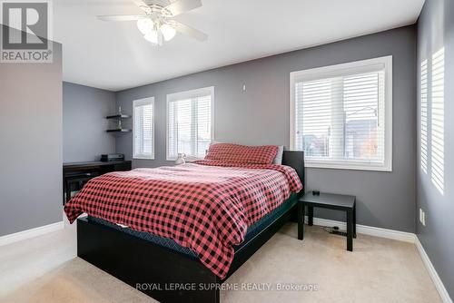 6 - 10 Pumpkin Pass, Hamilton, ON - Indoor Photo Showing Bedroom