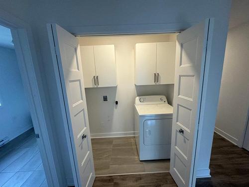 Laundry room - 547  - 551 Rue Charlie-Forbell, Mont-Tremblant, QC - Indoor Photo Showing Laundry Room