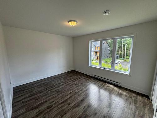 Master bedroom - 547  - 551 Rue Charlie-Forbell, Mont-Tremblant, QC - Indoor Photo Showing Other Room