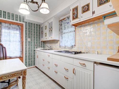 Kitchen - 61 Rue Du Lac-Castor, Sainte-Marguerite-Du-Lac-Masson, QC - Indoor Photo Showing Kitchen