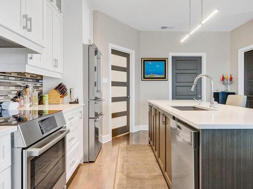 Cuisine - 601-305 Rue Carmelle-Boutin, Blainville, QC - Indoor Photo Showing Kitchen