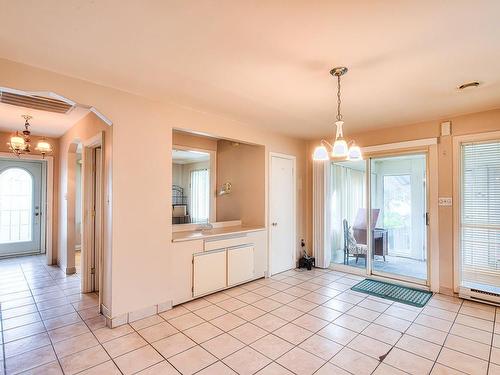 Kitchen - 963 Rue St-Thomas, Laval (Chomedey), QC - Indoor