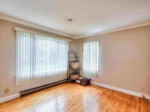 Living room - 963 Rue St-Thomas, Laval (Chomedey), QC - Indoor Photo Showing Other Room