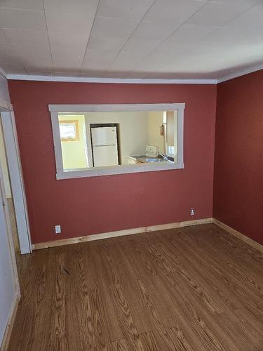 865 Huron Avenue, Thunder Bay, ON - Indoor Photo Showing Other Room