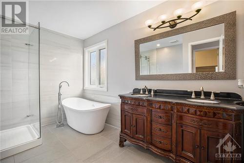 50 Laxford Drive, Ottawa, ON - Indoor Photo Showing Bathroom