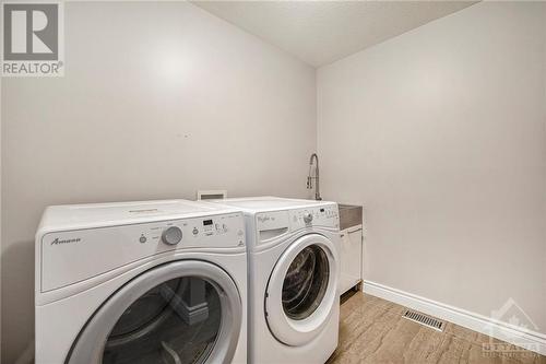 50 Laxford Drive, Ottawa, ON - Indoor Photo Showing Laundry Room