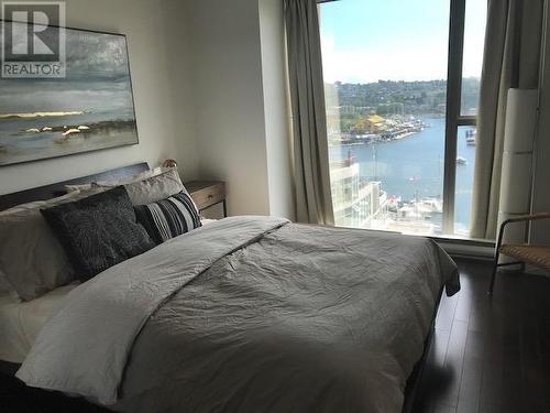 903 1000 Beach Avenue, Vancouver, BC - Indoor Photo Showing Bedroom