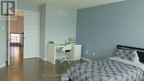 1815 Brown Drive, London, ON - Indoor Photo Showing Bedroom