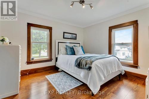 470 Elizabeth Street W, North Perth, ON - Indoor Photo Showing Bedroom