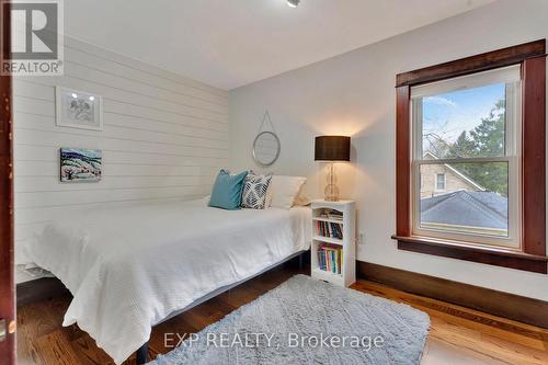 470 Elizabeth Street W, North Perth, ON - Indoor Photo Showing Bedroom