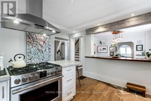 24 Ramore Street, Cambridge, ON - Indoor Photo Showing Kitchen With Upgraded Kitchen