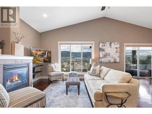 12970 Lake Hill Drive, Lake Country, BC - Indoor Photo Showing Living Room With Fireplace