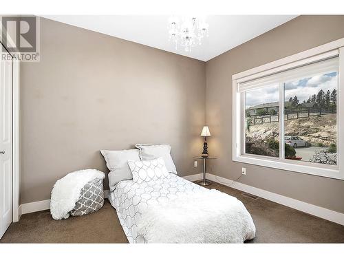 12970 Lake Hill Drive, Lake Country, BC - Indoor Photo Showing Bedroom