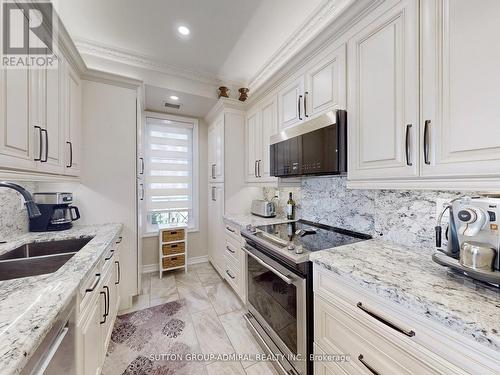 115 - 9519 Keele Street, Vaughan, ON - Indoor Photo Showing Kitchen With Stainless Steel Kitchen With Double Sink With Upgraded Kitchen