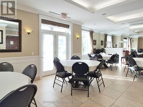 115 - 9519 Keele Street, Vaughan, ON - Indoor Photo Showing Dining Room