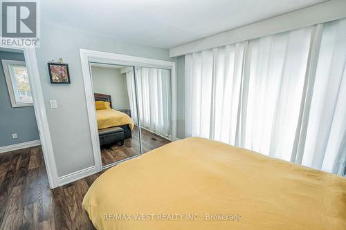 49 Park Crescent, New Tecumseth, ON - Indoor Photo Showing Bedroom