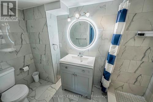 49 Park Crescent, New Tecumseth, ON - Indoor Photo Showing Bathroom