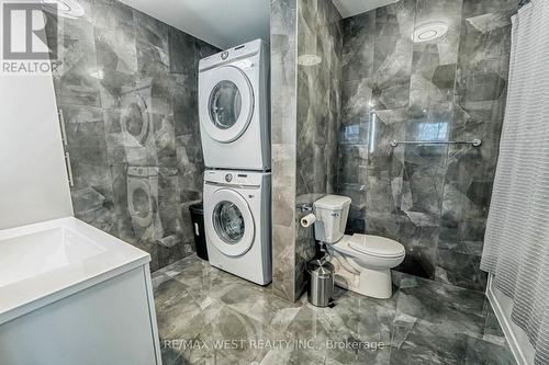 49 Park Crescent, New Tecumseth, ON - Indoor Photo Showing Laundry Room