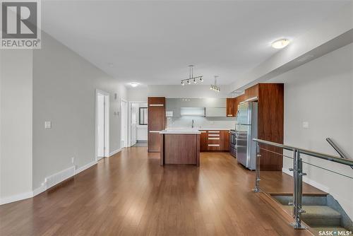 1704 1015 Patrick Crescent, Saskatoon, SK - Indoor Photo Showing Kitchen