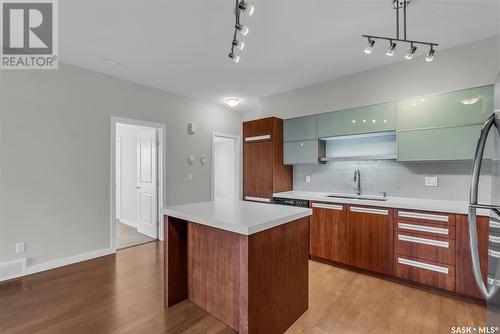 1704 1015 Patrick Crescent, Saskatoon, SK - Indoor Photo Showing Kitchen