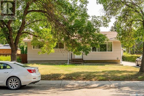 2615 Lacon Street, Regina, SK - Outdoor