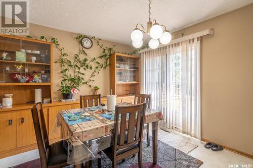 2615 Lacon Street, Regina, SK - Indoor Photo Showing Dining Room