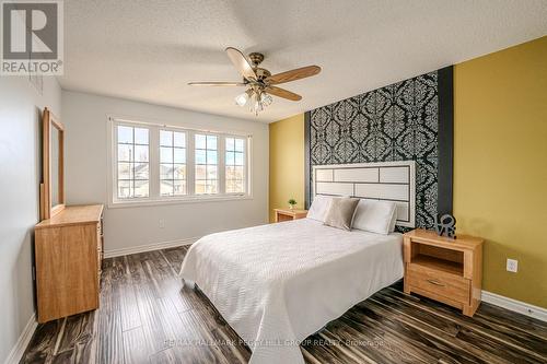 61 Carley Crescent, Barrie, ON - Indoor Photo Showing Bedroom