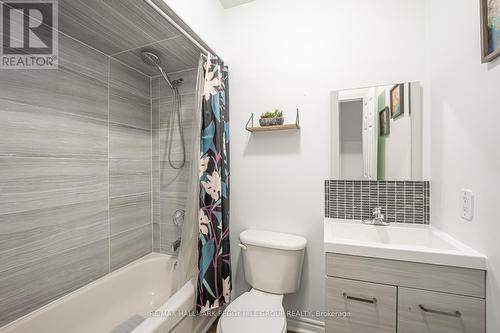 61 Carley Crescent, Barrie, ON - Indoor Photo Showing Bathroom