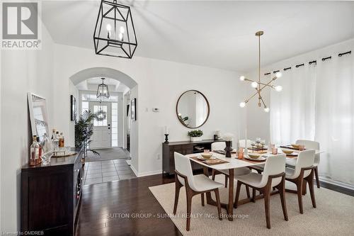 359 Nunn Court, Milton, ON - Indoor Photo Showing Dining Room