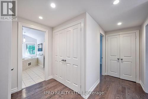 1638 Birchwood Drive, Mississauga, ON - Indoor Photo Showing Other Room