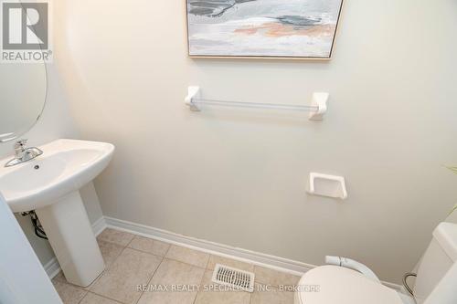 27 Fulmer Road, Brampton, ON - Indoor Photo Showing Bathroom