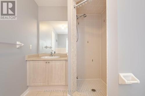 5767 Tiz Road, Mississauga, ON - Indoor Photo Showing Bathroom