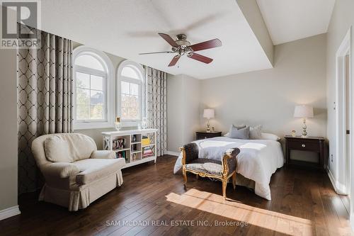 5133 Forest Hill Drive, Mississauga, ON - Indoor Photo Showing Bedroom