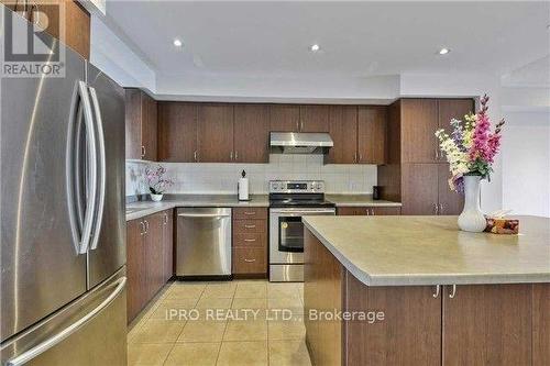 13 - 5100 Plantation Place, Mississauga, ON - Indoor Photo Showing Kitchen