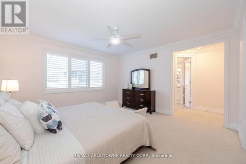 147 Mcwilliams Crescent, Oakville, ON - Indoor Photo Showing Bedroom