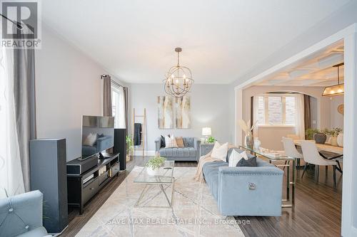 546 Lear Gate, Milton, ON - Indoor Photo Showing Living Room