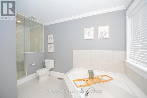 546 Lear Gate, Milton, ON - Indoor Photo Showing Bathroom