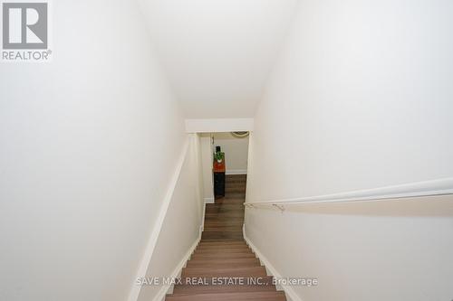 546 Lear Gate, Milton, ON - Indoor Photo Showing Other Room