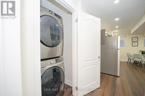 546 Lear Gate, Milton, ON - Indoor Photo Showing Laundry Room