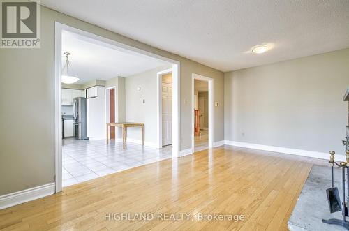 1059 Springwater Crescent, Mississauga, ON - Indoor Photo Showing Other Room