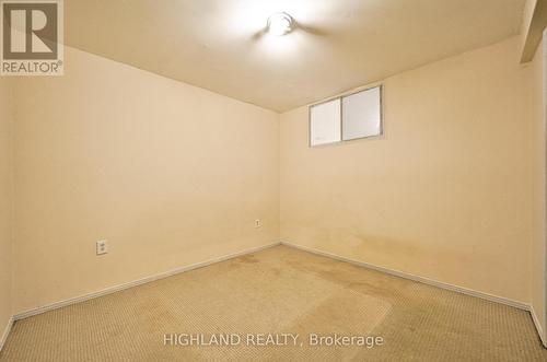 1059 Springwater Crescent, Mississauga, ON - Indoor Photo Showing Other Room