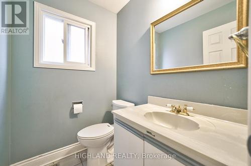 1059 Springwater Crescent, Mississauga, ON - Indoor Photo Showing Bathroom