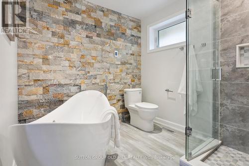 17 Strath Humber Court, Toronto, ON - Indoor Photo Showing Bathroom