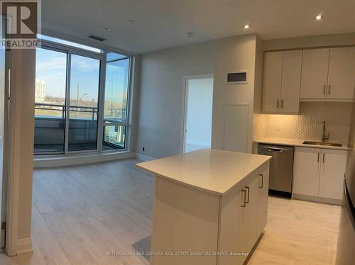 202 - 15 Lynch Street, Brampton, ON - Indoor Photo Showing Kitchen