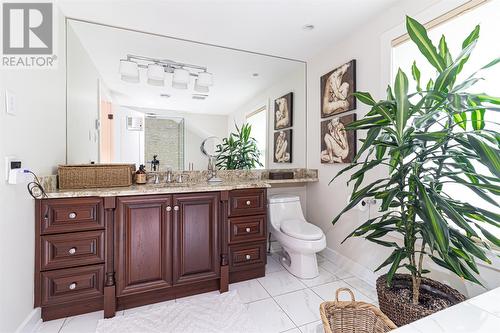 360 Hamilton Avenue, St. John'S, NL - Indoor Photo Showing Bathroom